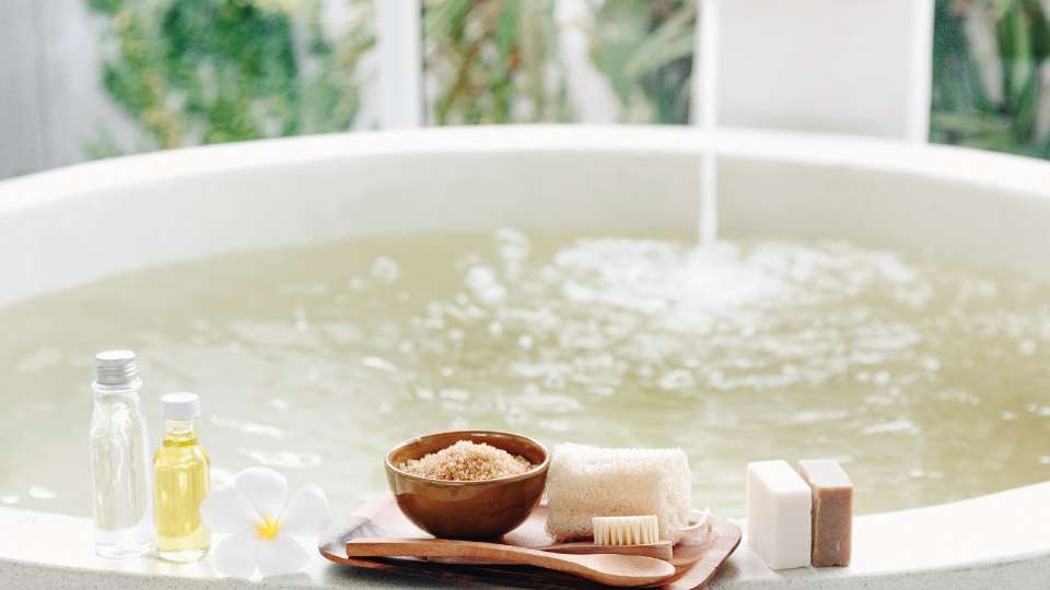 Relaxing Bath / Canva