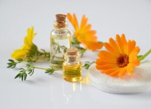 What Are The Best Essential Oils For Meditation / Pixabay