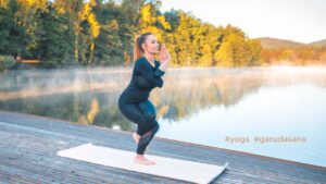 garudasana yoga pose / Canva