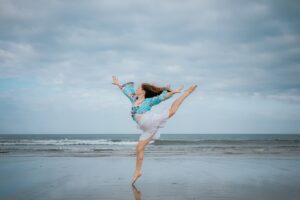 Yoga and Dance / Pixabay